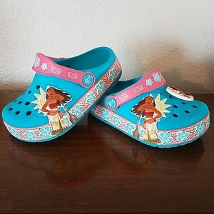Light up Disney Moana Crocs
